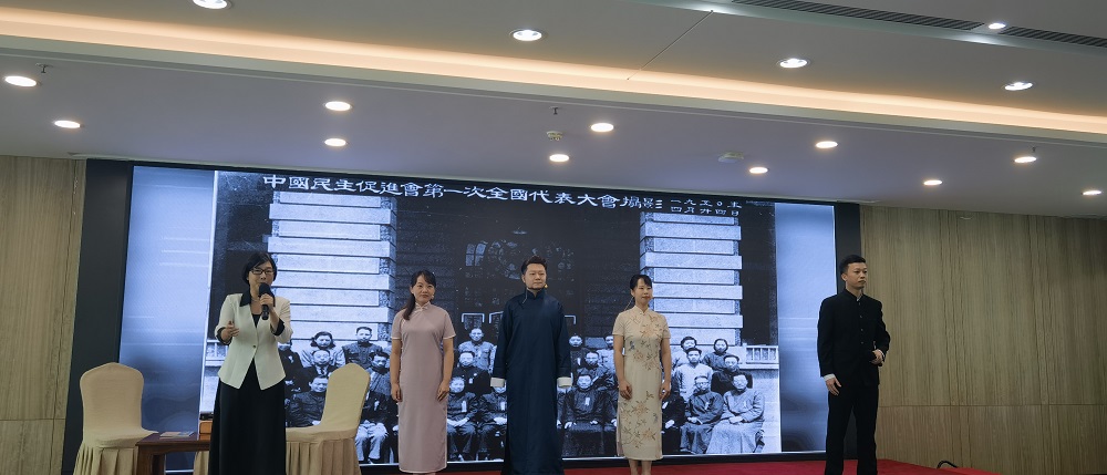 (0827民进柳州市委)《曙光中的呐喊》表演现场.jpg